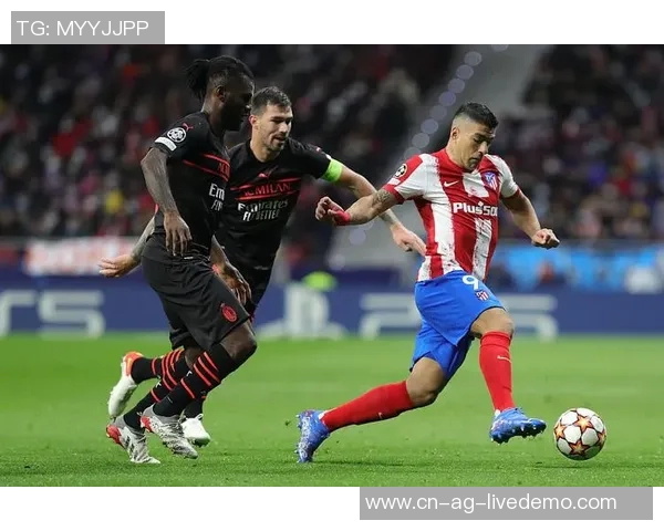 利物浦与马竞欧冠对决回顾激情四溢的经典战役与战术较量 利物浦与马竞欧冠对决回顾激情四溢的经典战役与战术较量